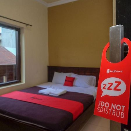 Reddoorz At Hotel Rich Parepare Near Pantai Mattirotasi Екстер'єр фото