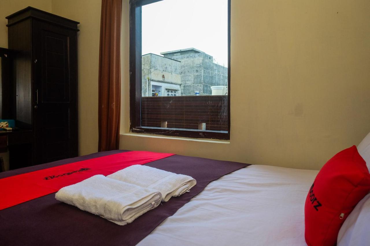 Reddoorz At Hotel Rich Parepare Near Pantai Mattirotasi Екстер'єр фото