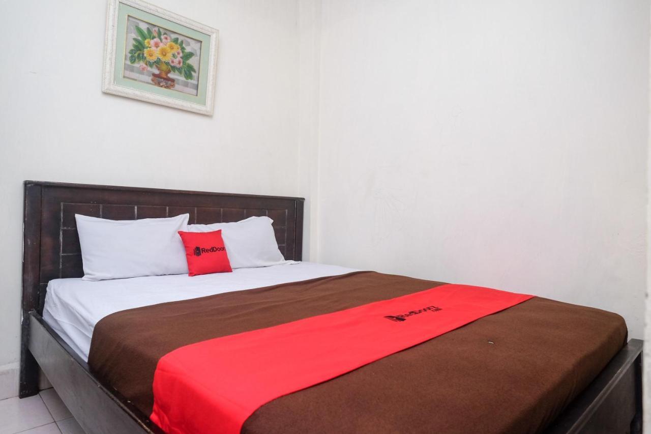 Reddoorz At Hotel Rich Parepare Near Pantai Mattirotasi Екстер'єр фото